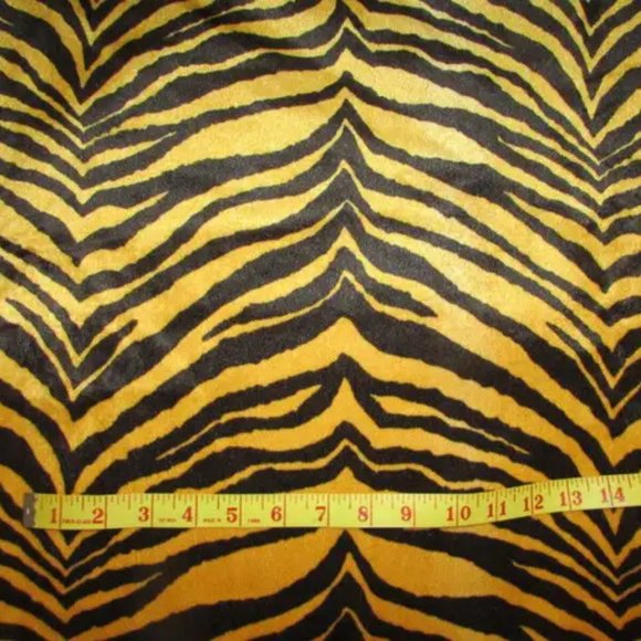 Tiger Print Upholstery Fabric - 2.15 m - Picture 2 of 4